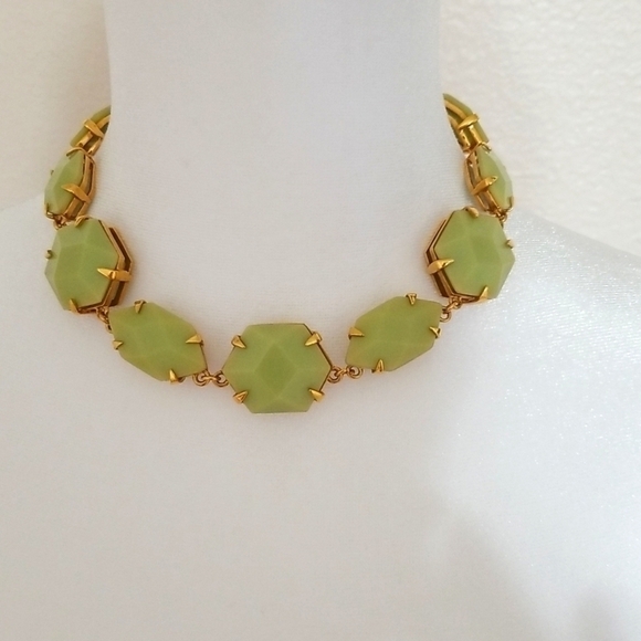 Vince Camuto necklace choker 16 inches ,light green and gold tone - Picture 1 of 4